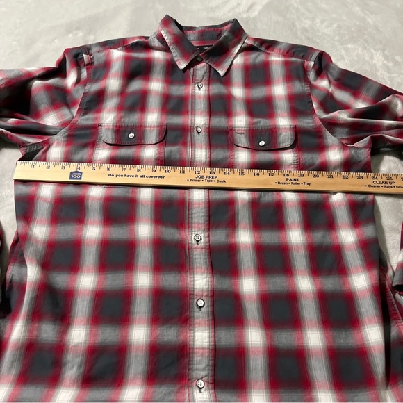 Banana Republic Factory Mens XL Shirt Button Up Long Sleeves Red/GrayPlaid - Picture 5 of 13